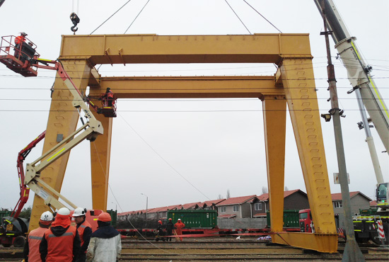 Double Girder Gantry Crane for Sale