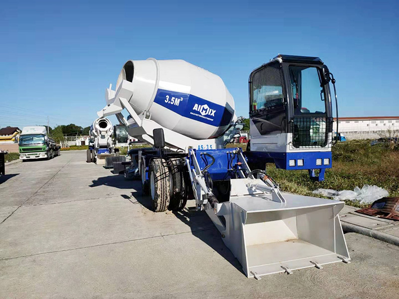 self loader concrete mixers