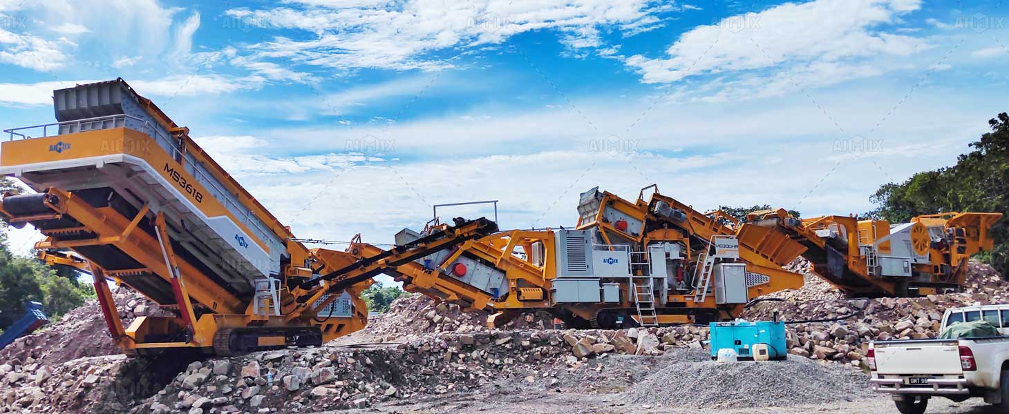 working view of mobile crusher plant